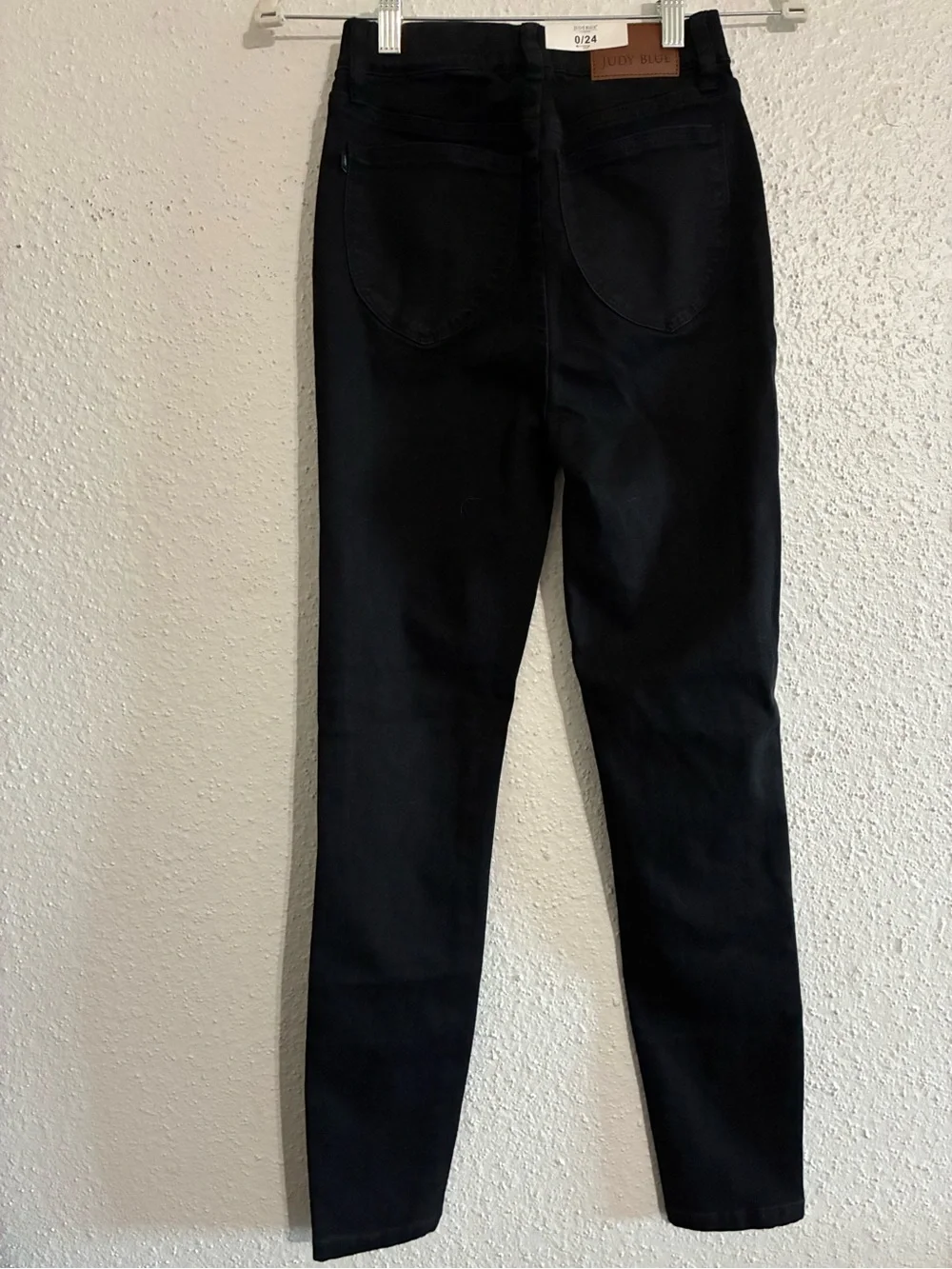 NWT Judy Blue pull on skinnies